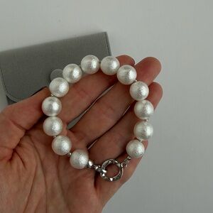 604 Elegant Pearl Beaded Bracelet